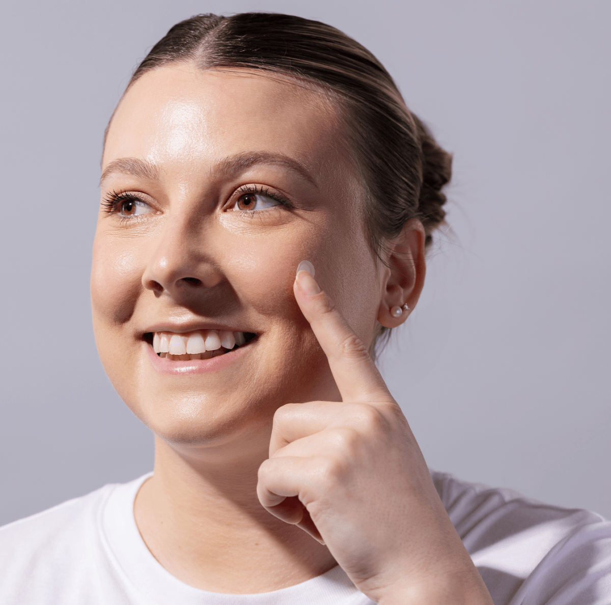 invisiClear™ Hydrocolloid Spot Patches Face Reality - The Luxe Medspa